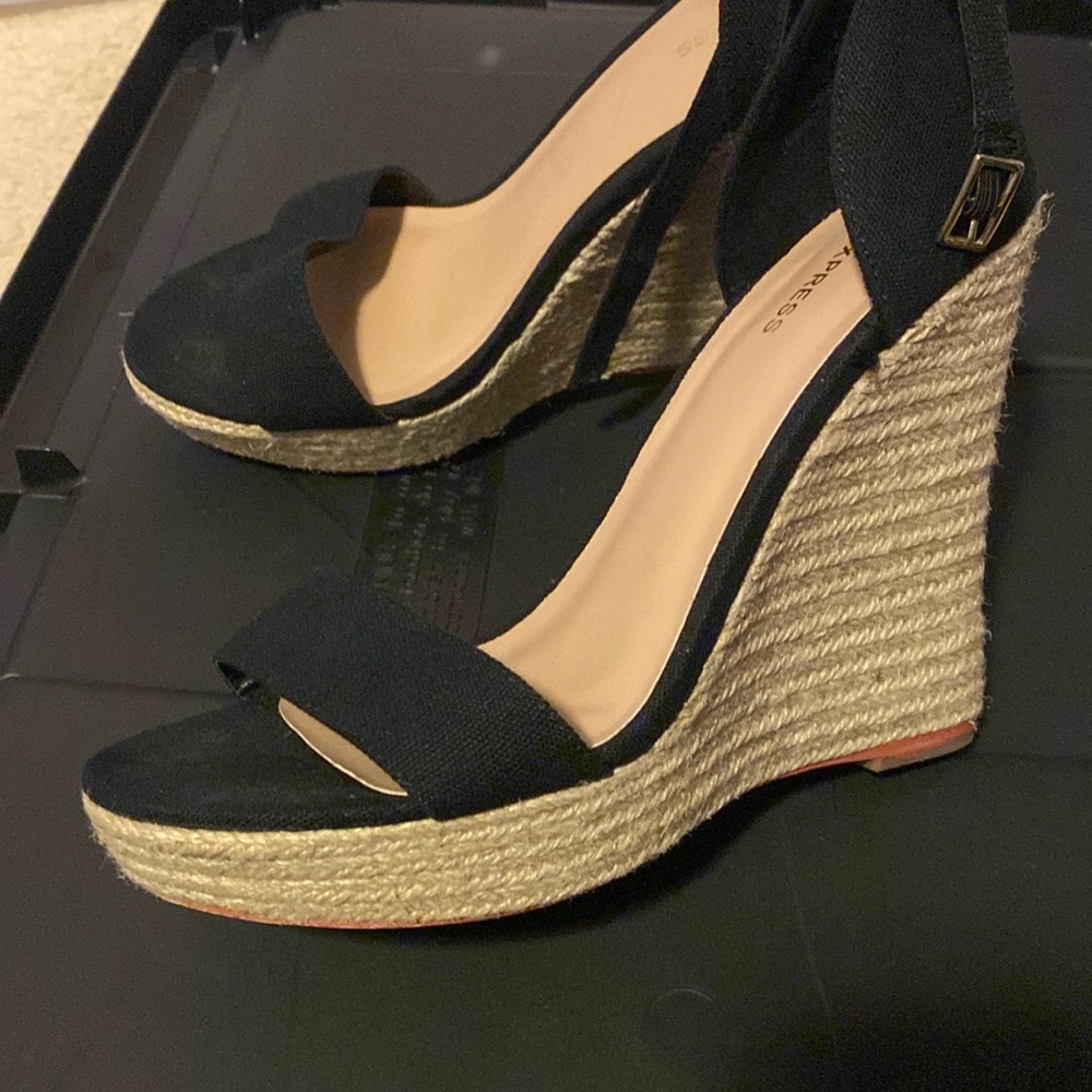 Women’s Wedge Shoes